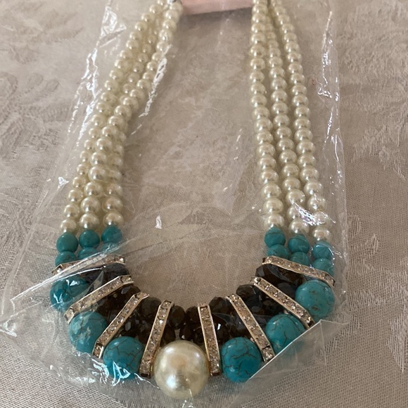 Necklace with stones and pearls. - Picture 4 of 7